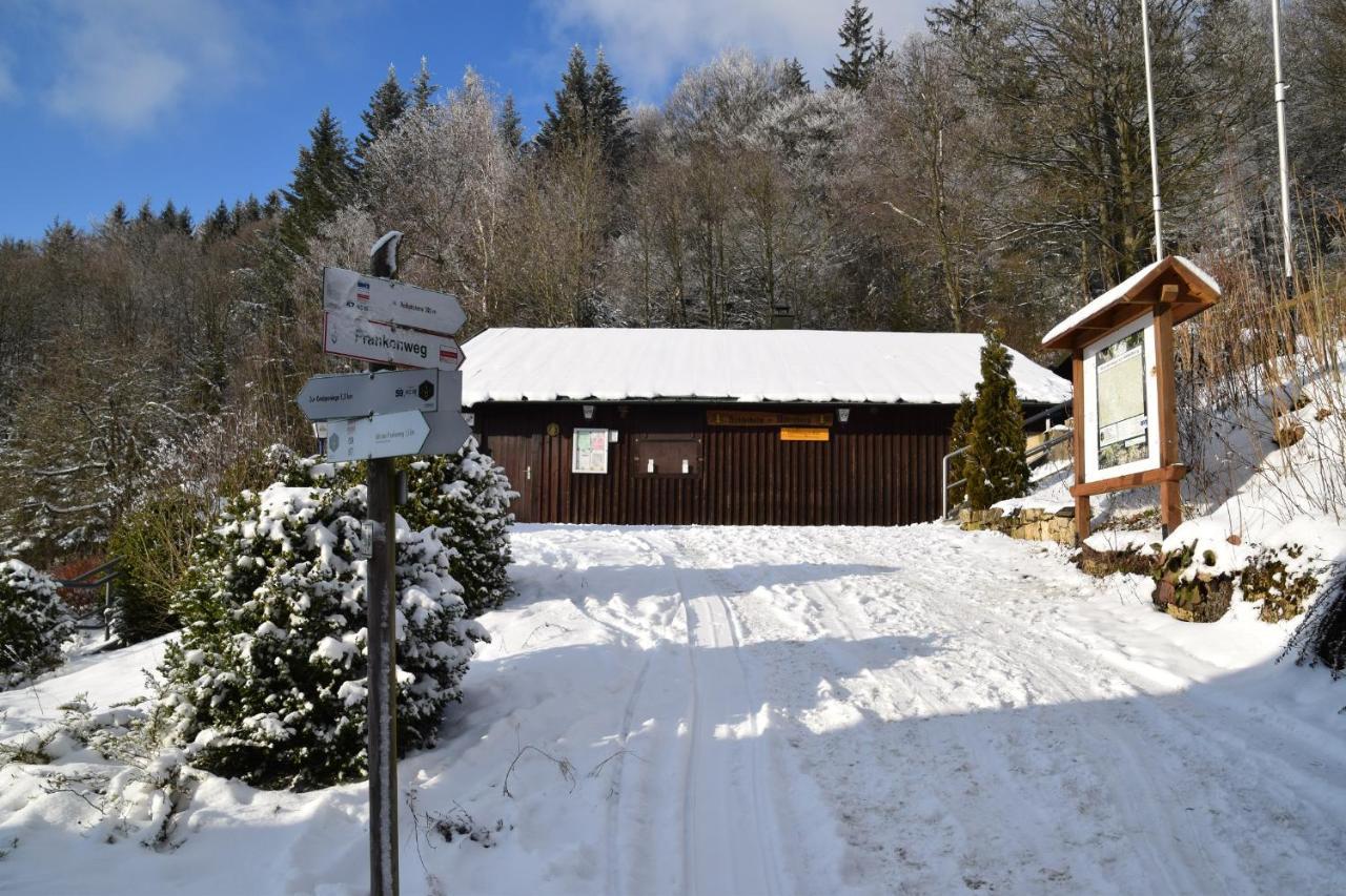Fraenkische Linie - Radspitz-Ferienwohnungen Marktrodach المظهر الخارجي الصورة