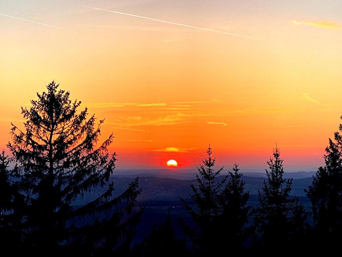 Fraenkische Linie - Radspitz-Ferienwohnungen Marktrodach المظهر الخارجي الصورة